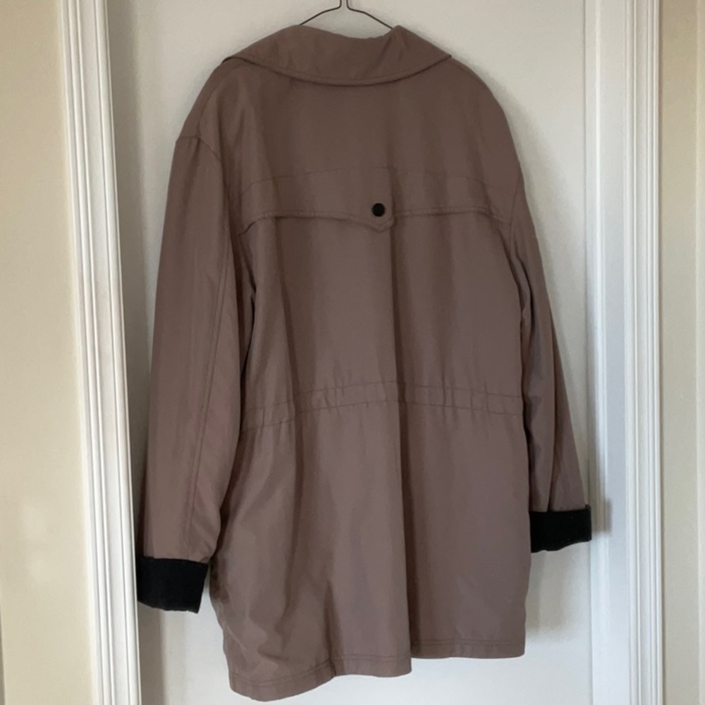 Jacket - Picture 2 of 2